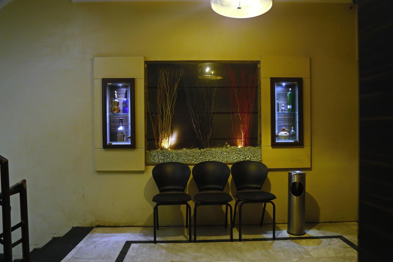 ארודה Hotel Sivaranjani מראה חיצוני תמונה
