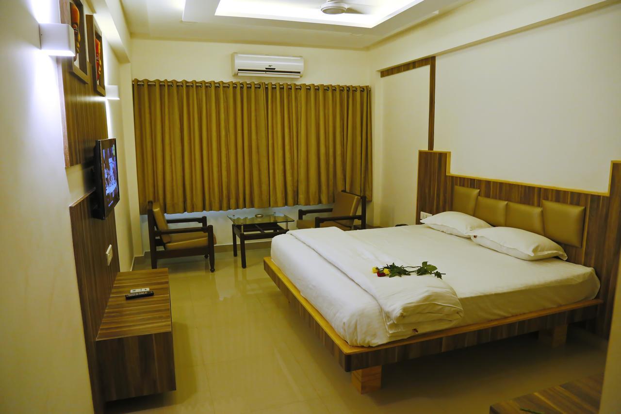 ארודה Hotel Sivaranjani מראה חיצוני תמונה