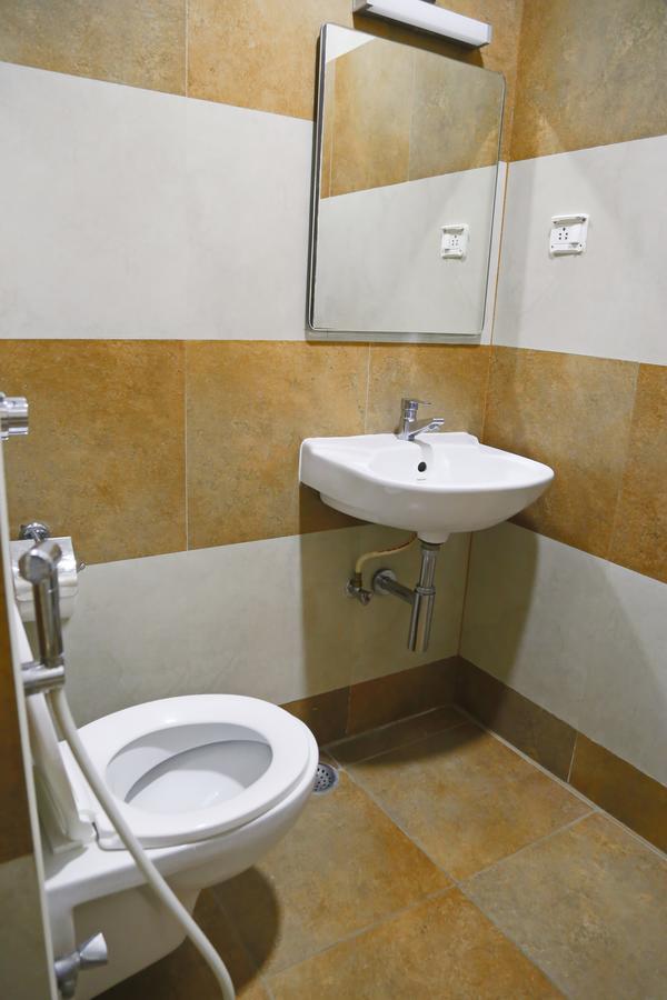 ארודה Hotel Sivaranjani מראה חיצוני תמונה
