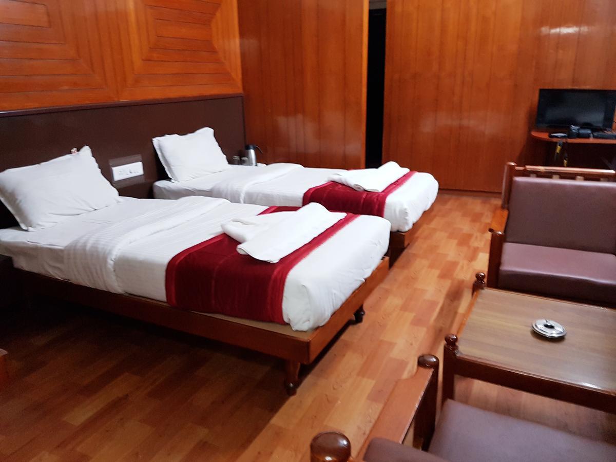 ארודה Hotel Sivaranjani מראה חיצוני תמונה